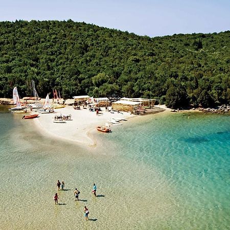 Niriides Luxury Apartments Sívota Esterno foto