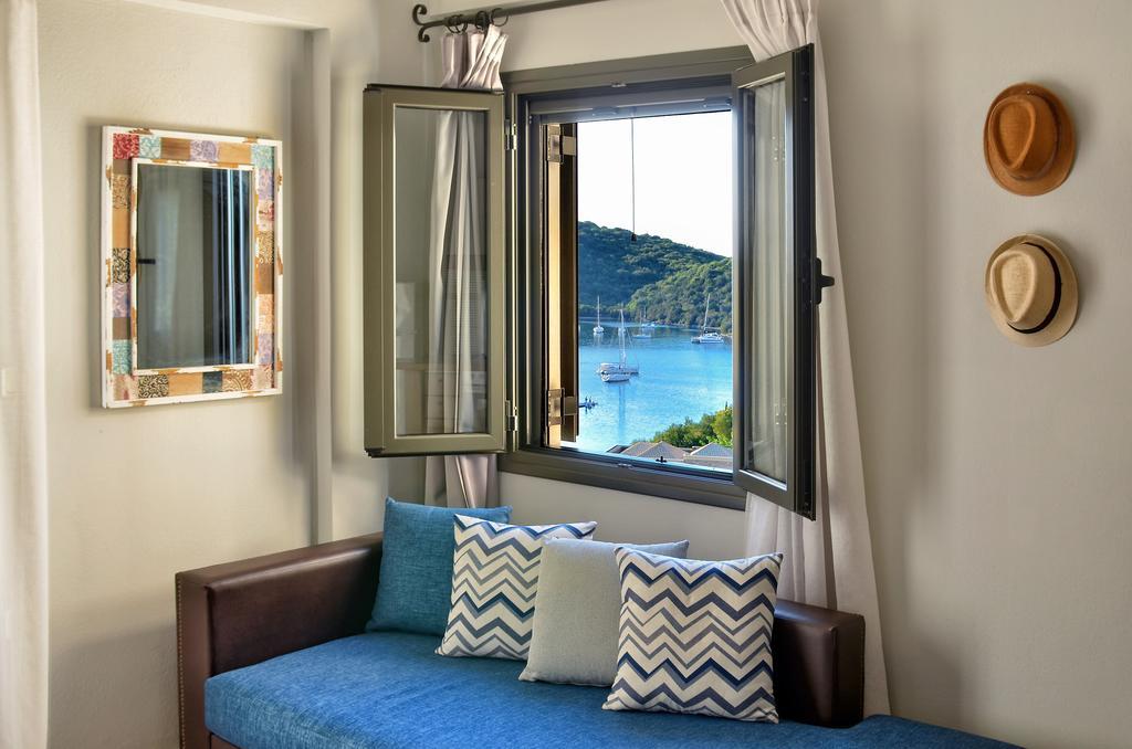 Niriides Luxury Apartments Sívota Esterno foto